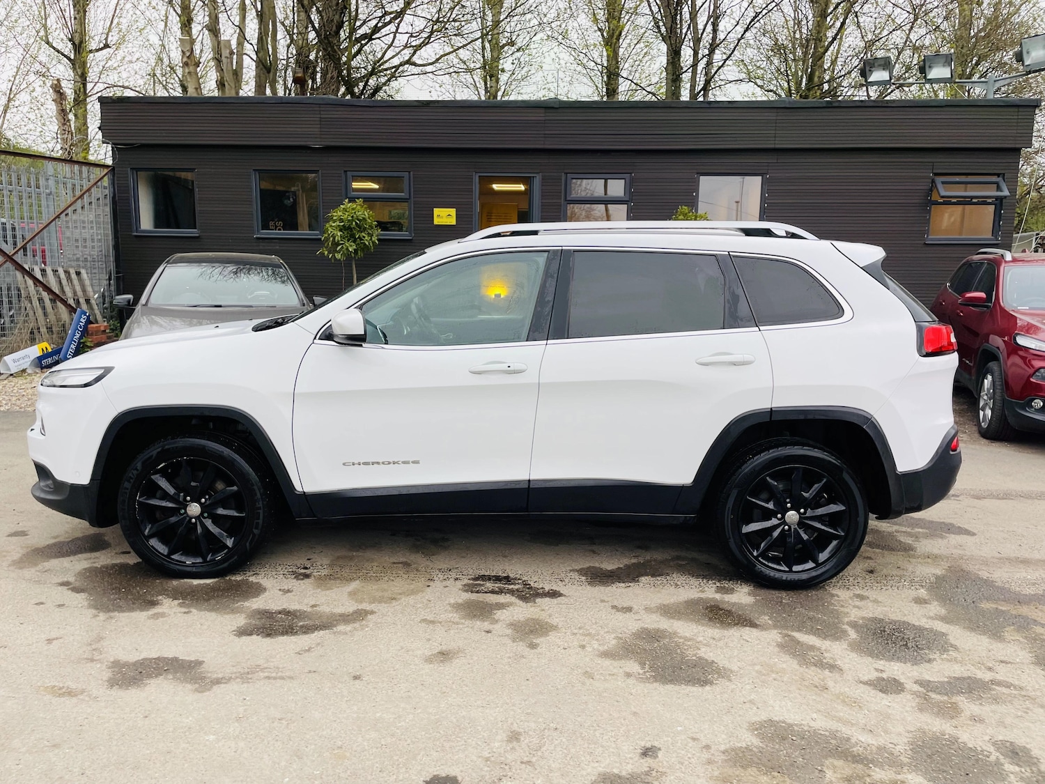 Used Jeep Cherokee 2015 for sale - 77992833: Photo 6