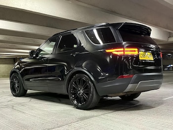 Used Land Rover Discovery 2017 for sale - 78904282: Photo