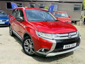 Used Mitsubishi Outlander 2016 for sale - 79308211: Photo