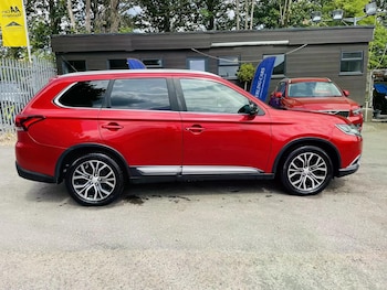 Used Mitsubishi Outlander 2016 for sale - 79308211: Photo