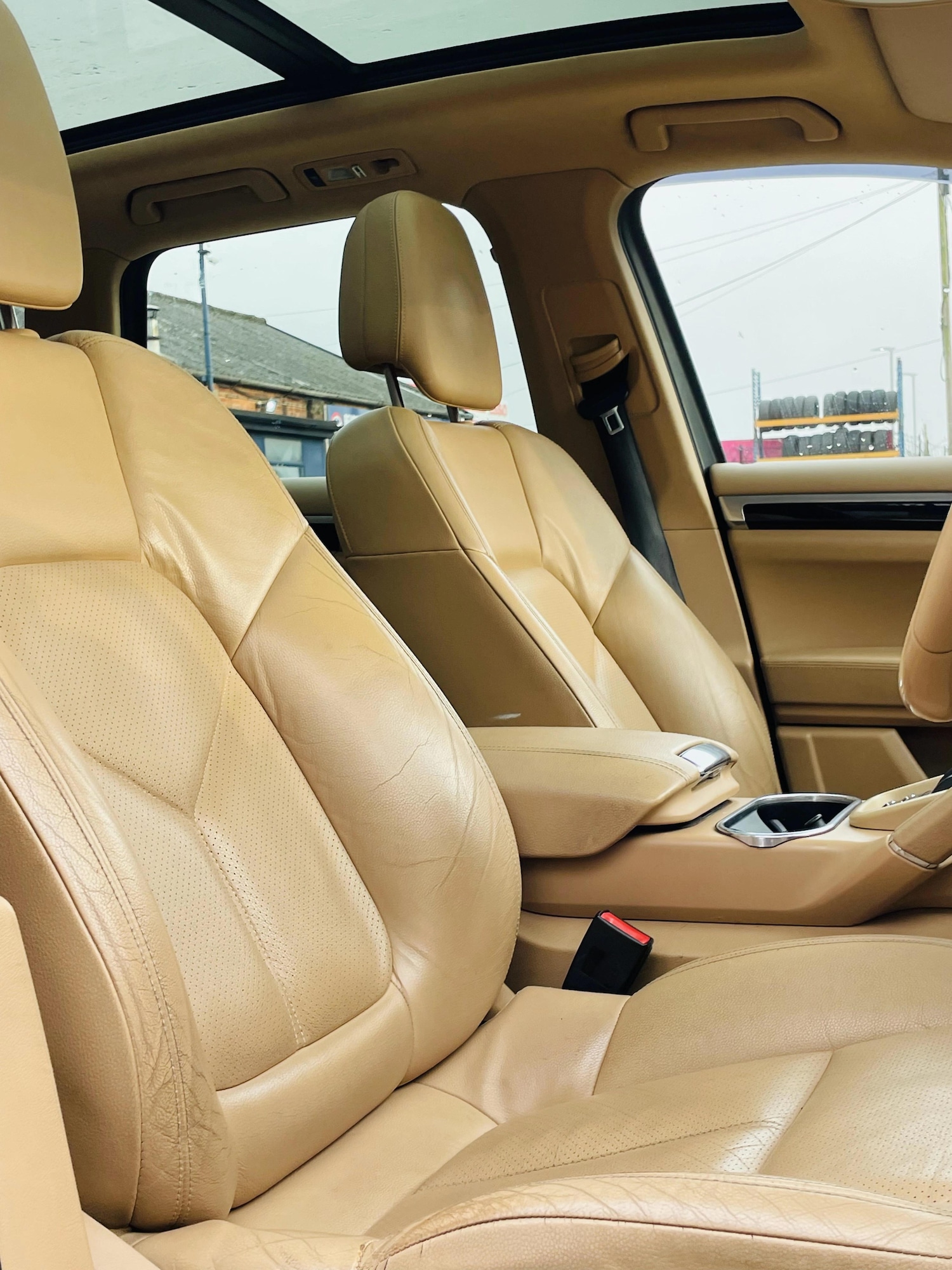 Used Porsche Cayenne 2012 for sale - 77992835: Photo 11