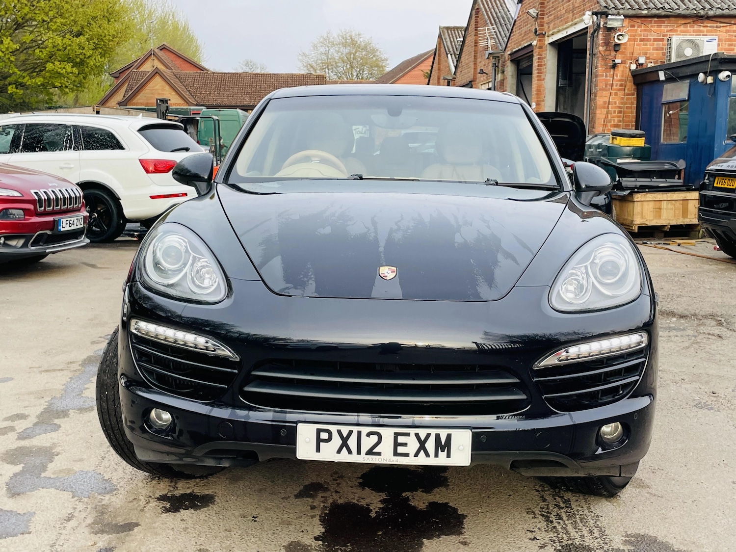 Used Porsche Cayenne 2012 for sale - 77992835: Photo 9