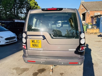 Used Land Rover Discovery 2016 for sale - 78376360: Photo