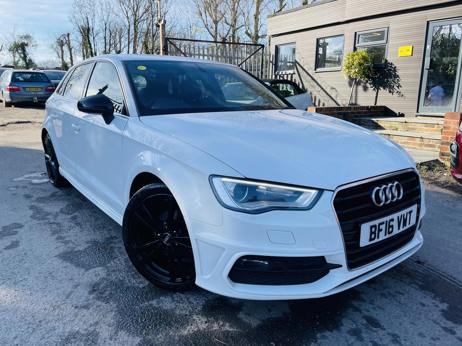 Used Audi A3 2016 for sale - 77690747: Photo 2