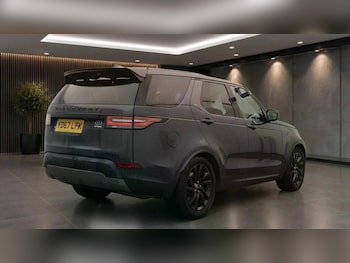 Used Land Rover Discovery 2017 for sale - 79187766: Photo