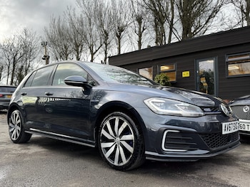 Used Volkswagen Golf 2017 for sale - 77709018: Photo