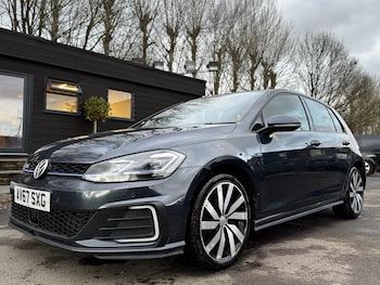 Used Volkswagen Golf 2017 for sale - 77709018: Photo