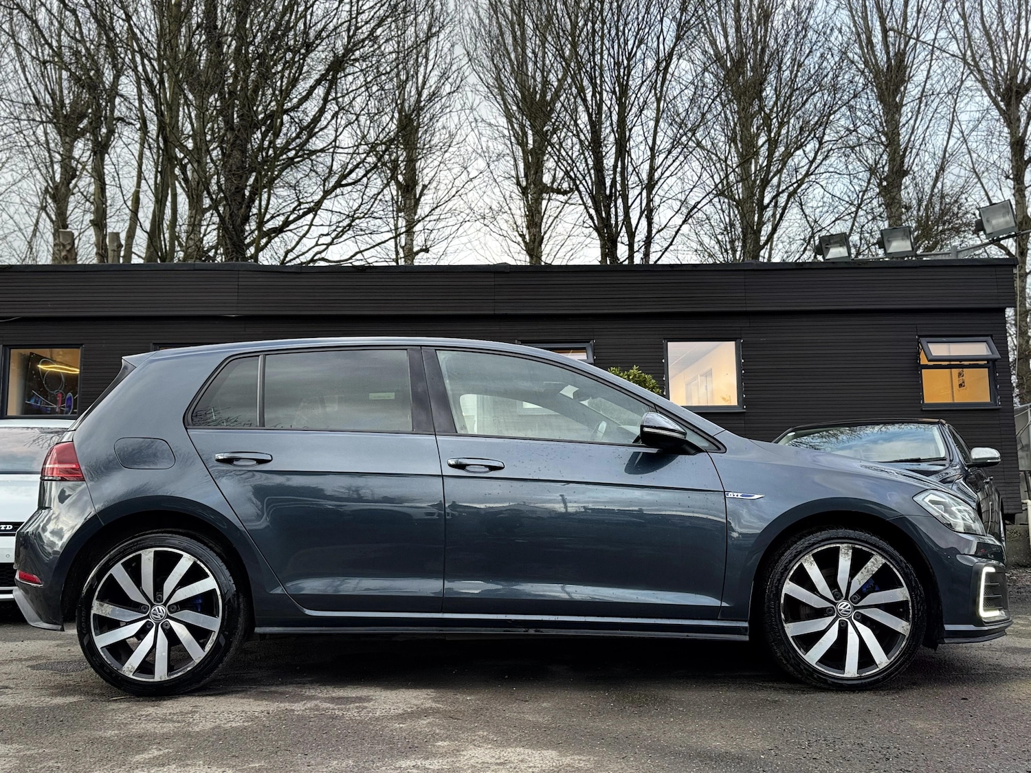 Used Volkswagen Golf 2017 for sale - 77709018: Photo 4