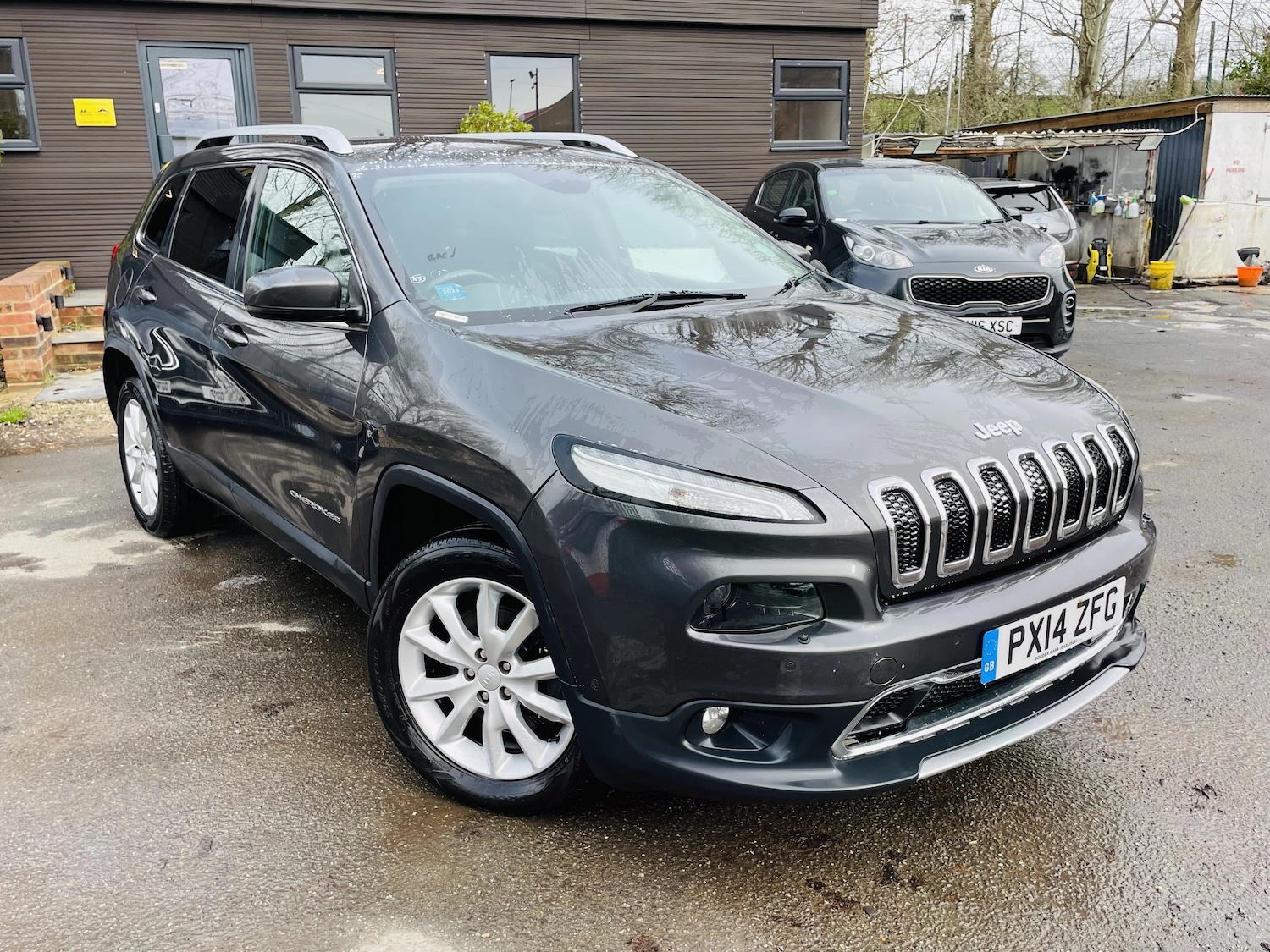 Used Jeep Cherokee 2014 for sale - 77888782: Photo 2
