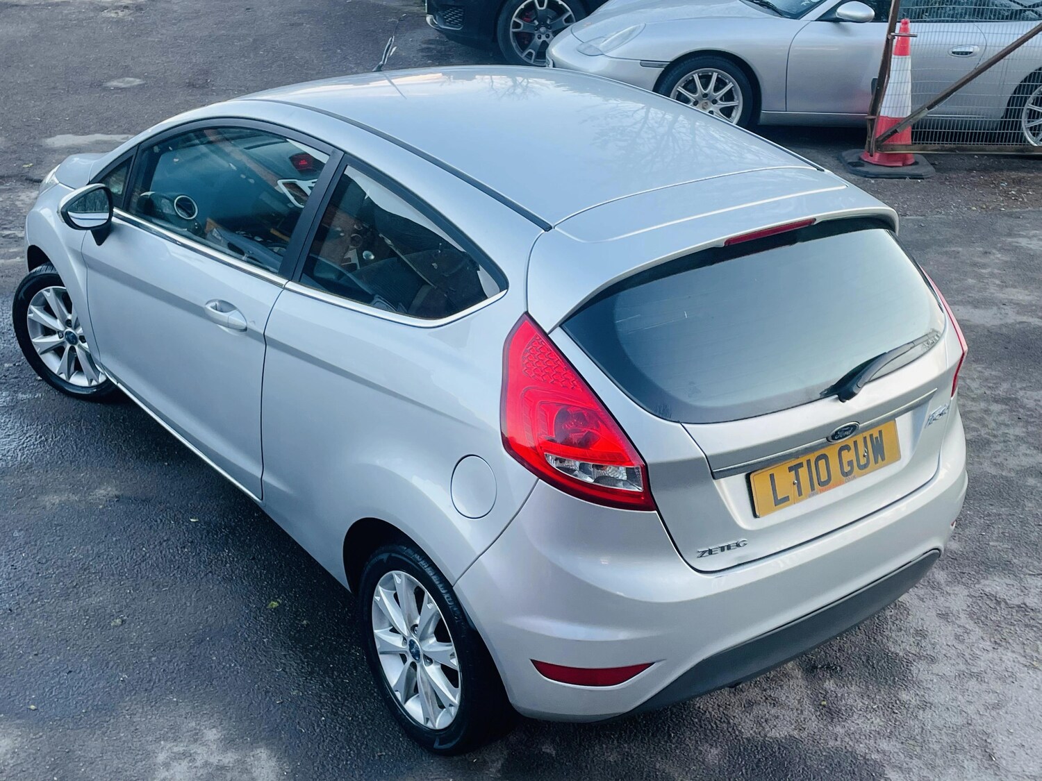 Used Ford Fiesta 2010 for sale - 78018774: Photo 5