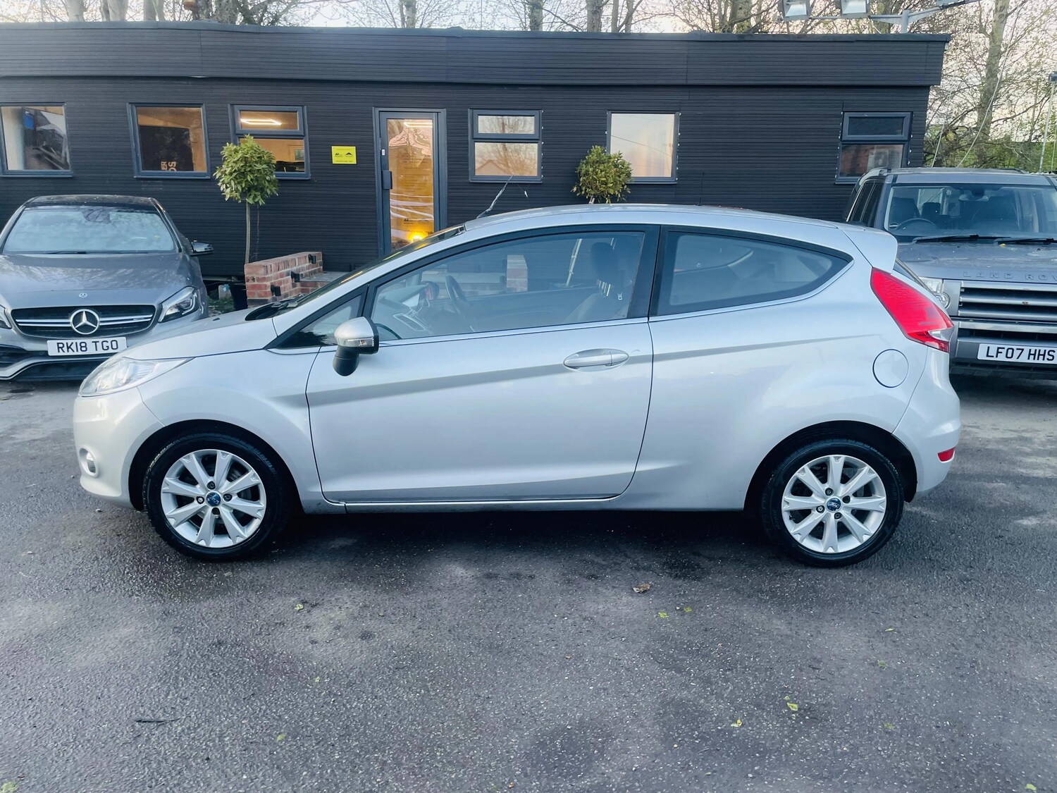 Used Ford Fiesta 2010 for sale - 78018774: Photo 9
