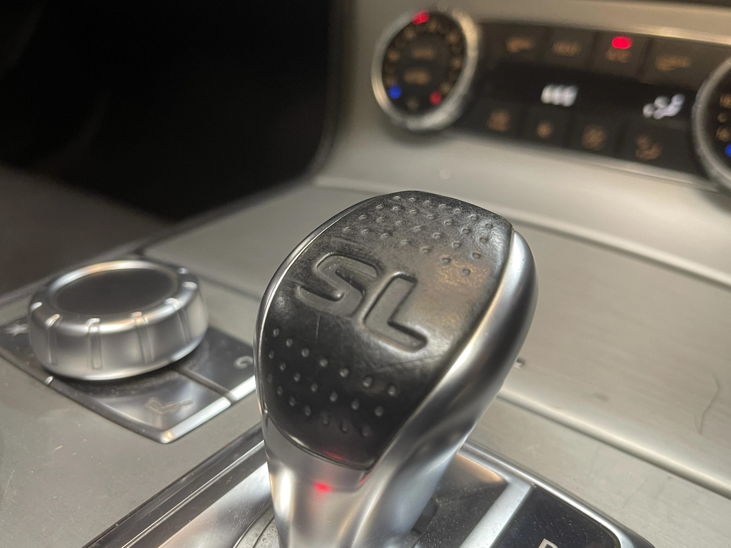 Used Mercedes-Benz SL 2014 for sale - 77990368: Photo 41