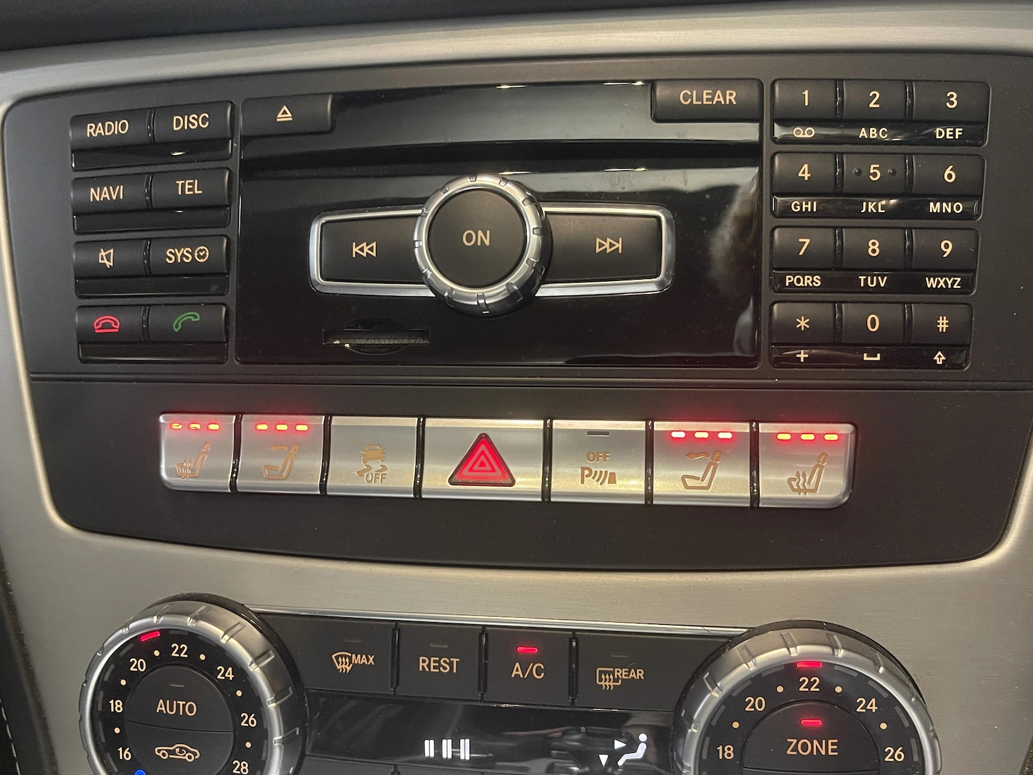 Used Mercedes-Benz SL 2014 for sale - 77990368: Photo 45