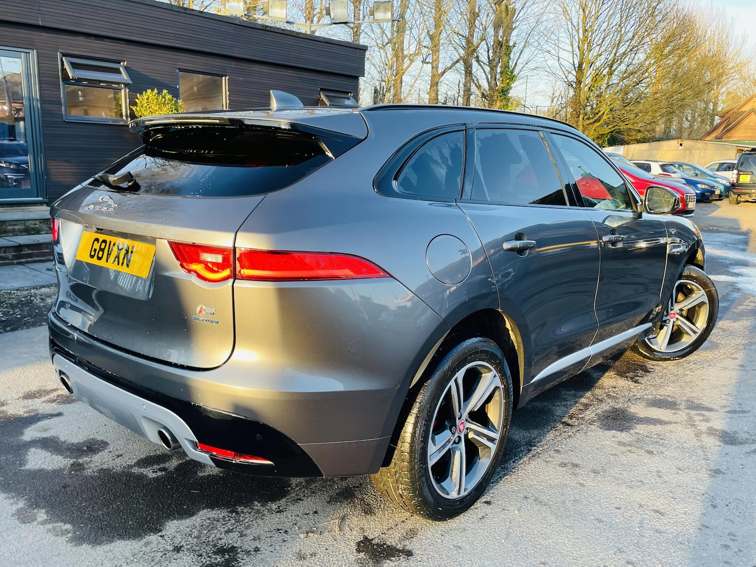 Used Jaguar F-Pace 2017 for sale - 77690745: Photo 5