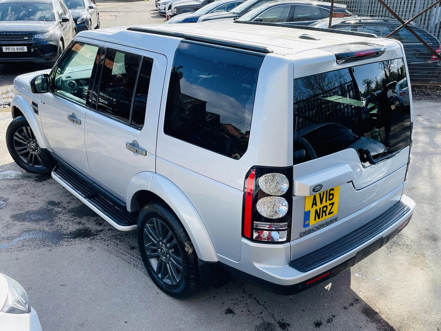 Used Land Rover Discovery 2016 for sale - 77838413: Photo 5