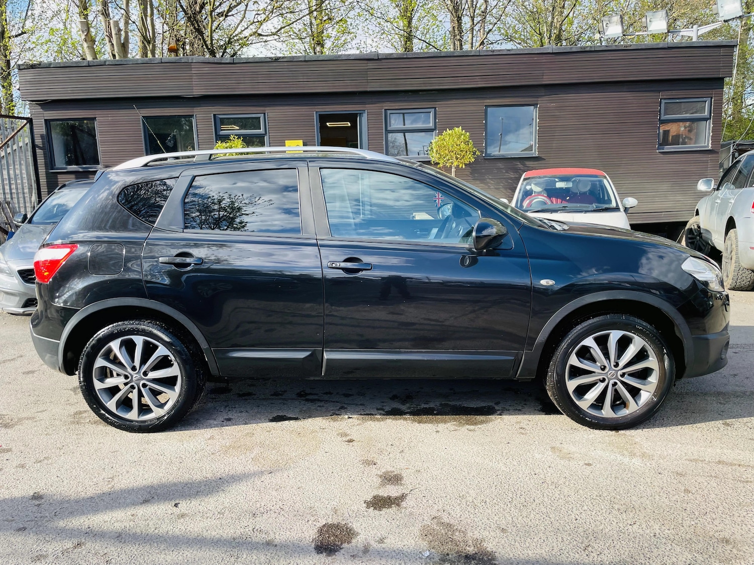 Used Nissan Qashqai 2010 for sale - 78101522: Photo 2
