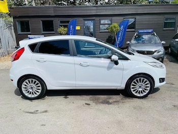 Used Ford Fiesta 2014 for sale - 79073989: Photo