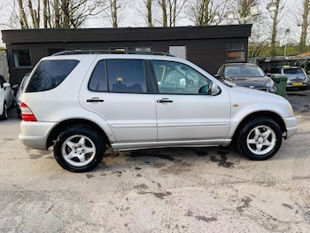 Used Mercedes-Benz M Class 1999 for sale - 77969537: Photo