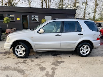 Used Mercedes-Benz M Class 1999 for sale - 77969537: Photo