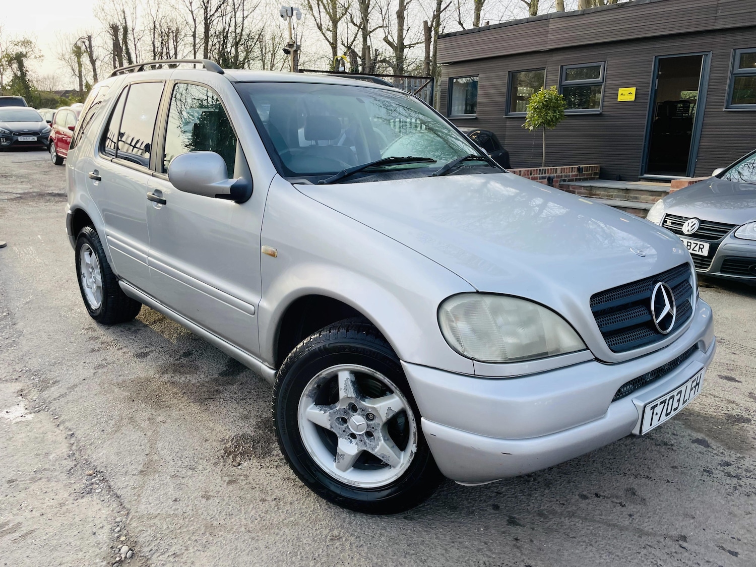 Used Mercedes-Benz M Class 1999 for sale - 77969537: Photo 4