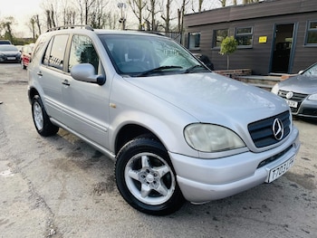 Used Mercedes-Benz M Class 1999 for sale - 77969537: Photo