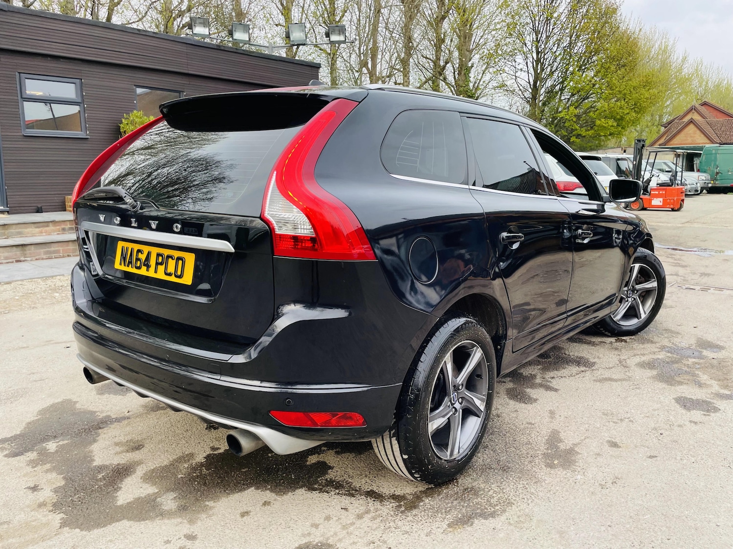 Used Volvo XC60 2014 for sale - 77992837: Photo 3