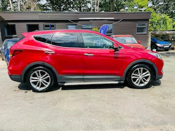 Used Hyundai Santa Fe 2016 for sale - 79304383: Photo