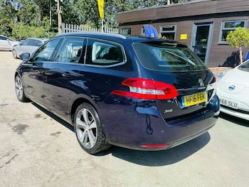 Used Peugeot 308 2016 for sale - 79105167: Photo