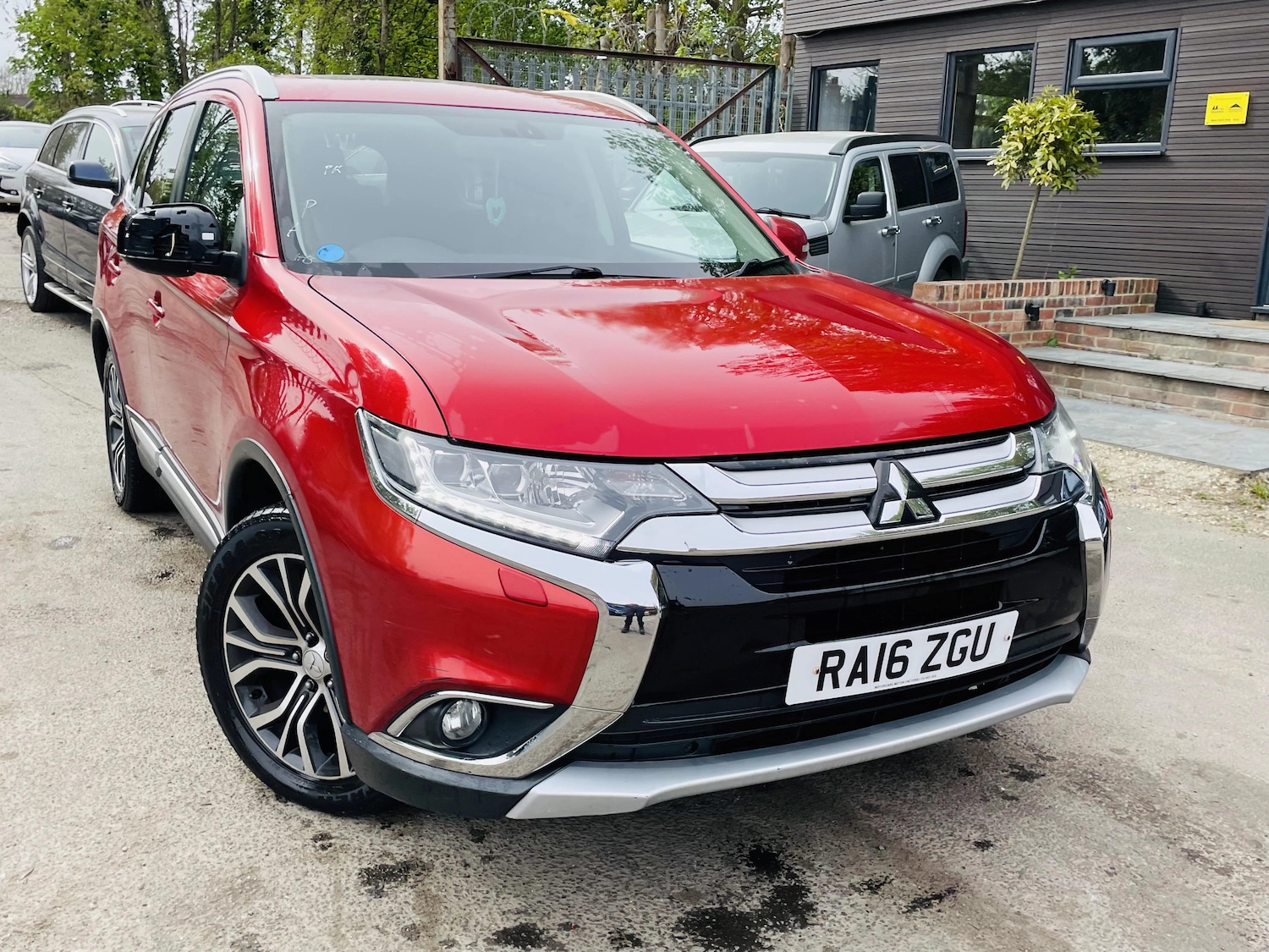 Used Mitsubishi Outlander 2016 for sale - 78205537: Photo 1
