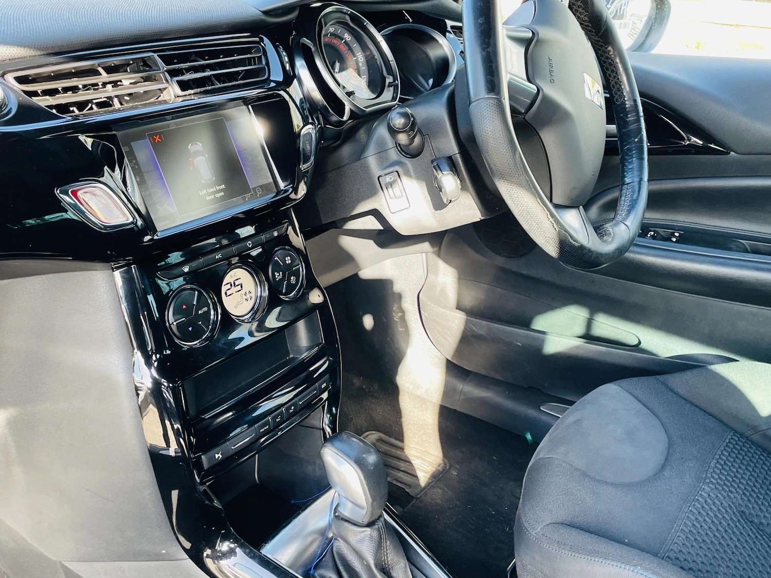 Used DS Automobiles DS 3 2016 for sale - 77891517: Photo 11