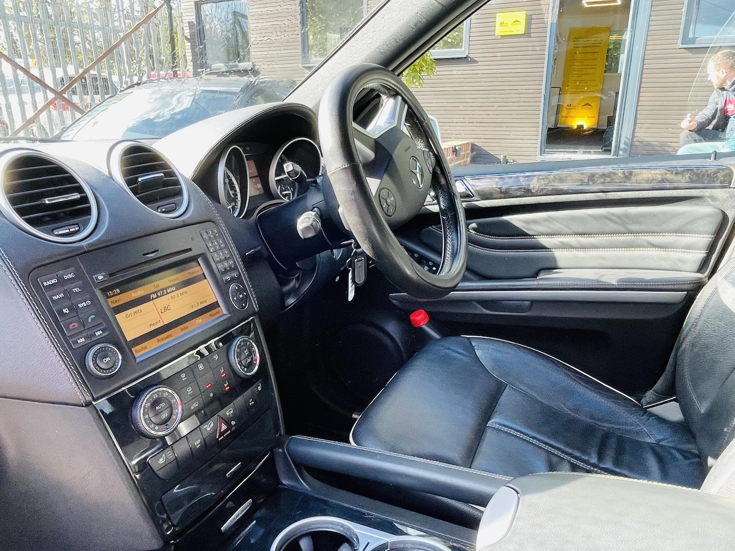 Used Mercedes-Benz M Class 2011 for sale - 78101515: Photo 16