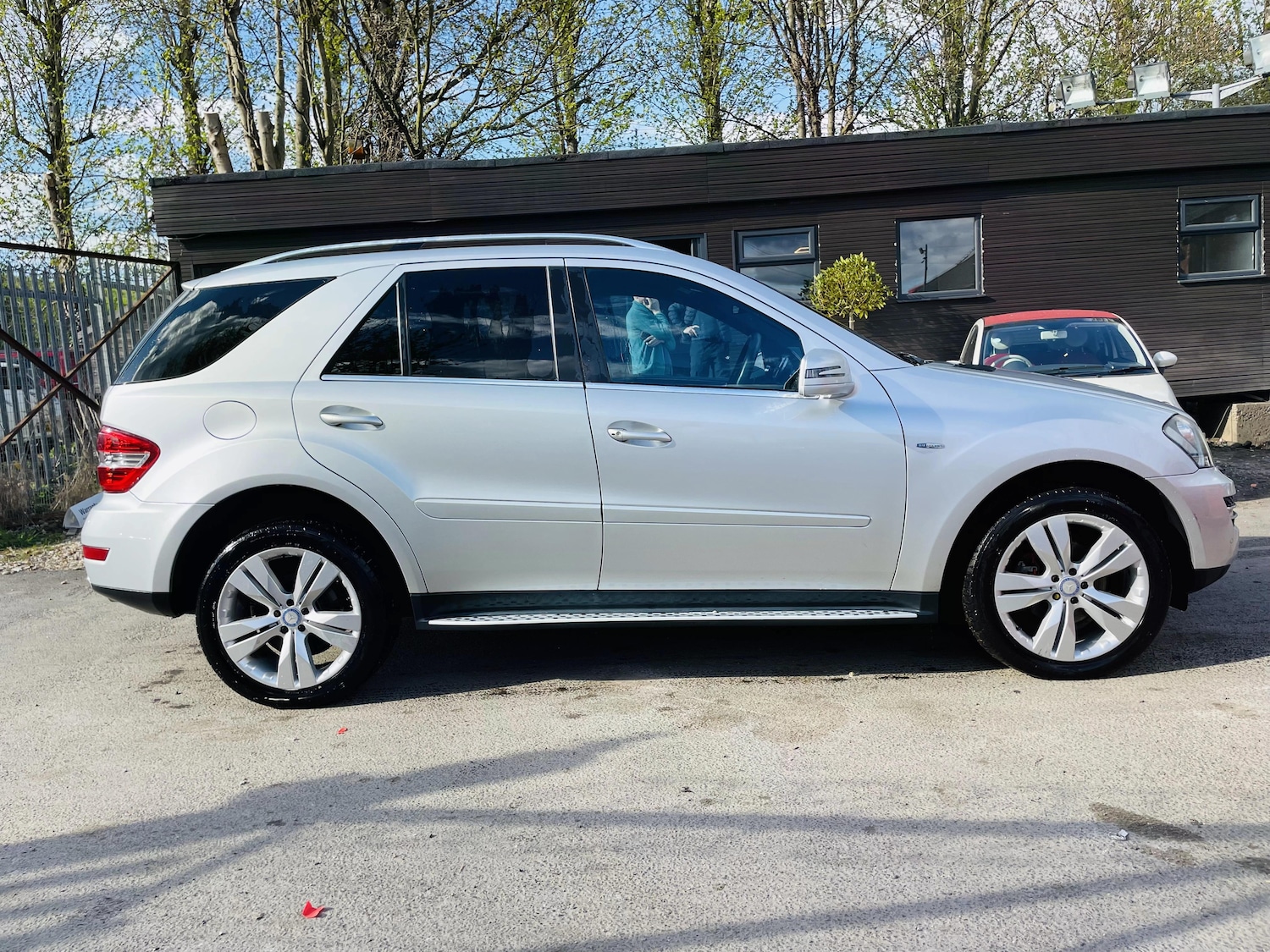 Used Mercedes-Benz M Class 2011 for sale - 78101515: Photo 4