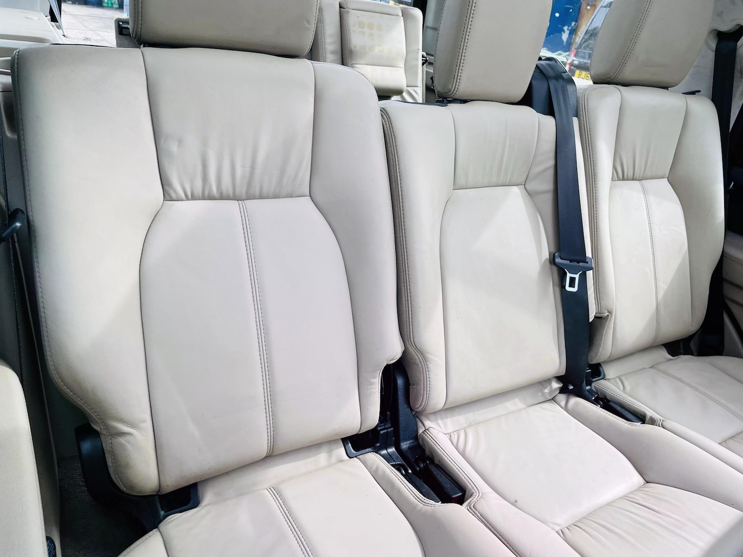 Used Land Rover Discovery 2015 for sale - 77888781: Photo 16