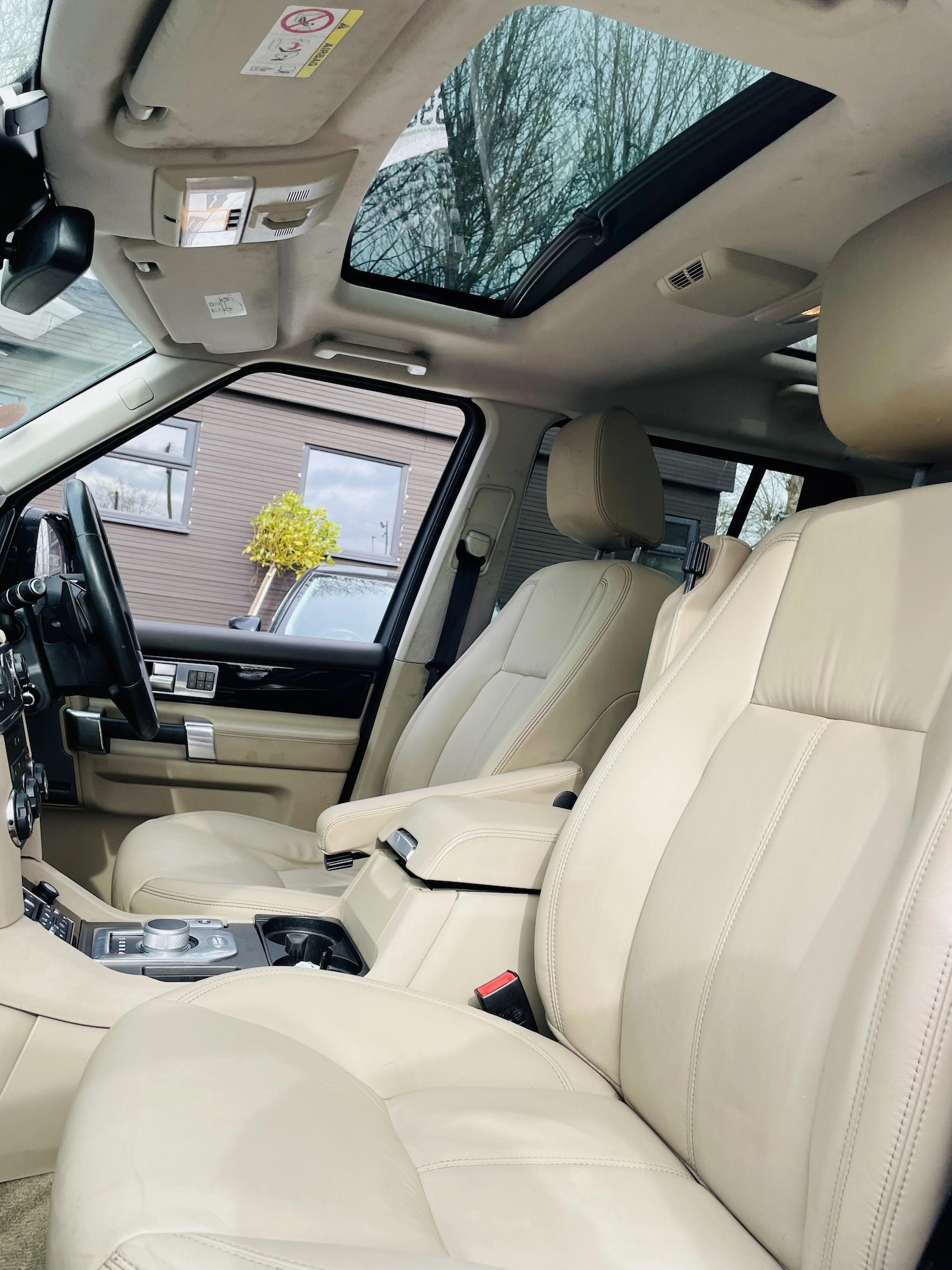 Used Land Rover Discovery 2015 for sale - 77888781: Photo 17