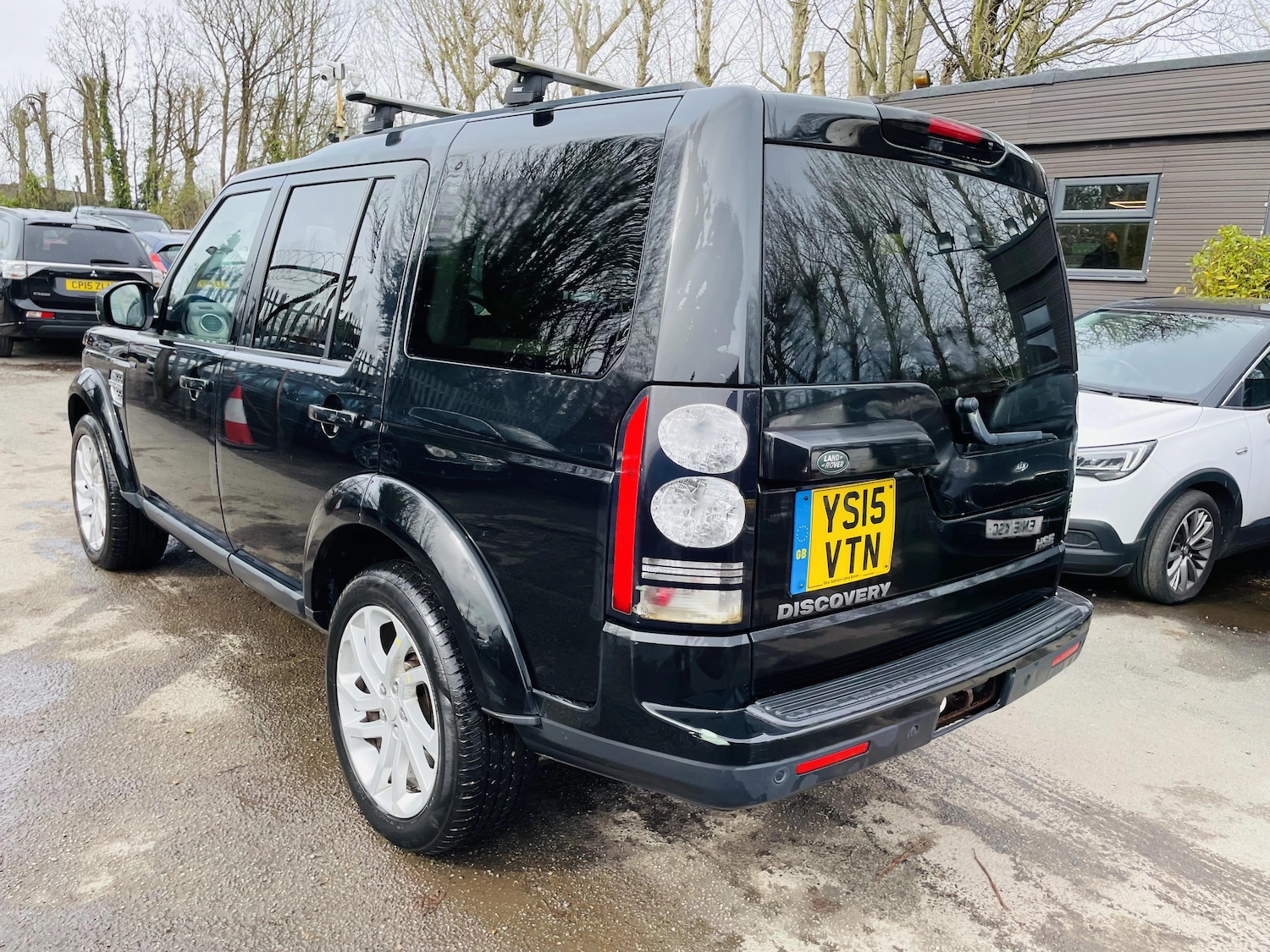 Used Land Rover Discovery 2015 for sale - 77888781: Photo 4