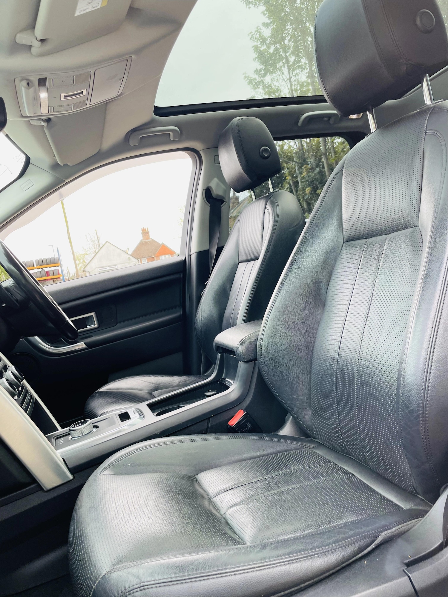 Used Land Rover Discovery Sport 2016 for sale - 78205541: Photo 14