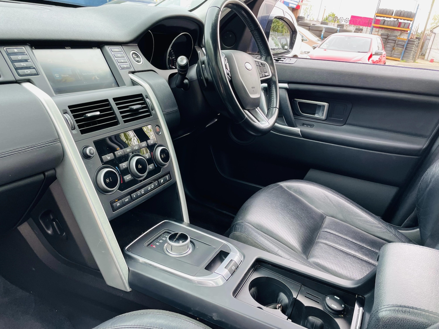 Used Land Rover Discovery Sport 2016 for sale - 78205541: Photo 15