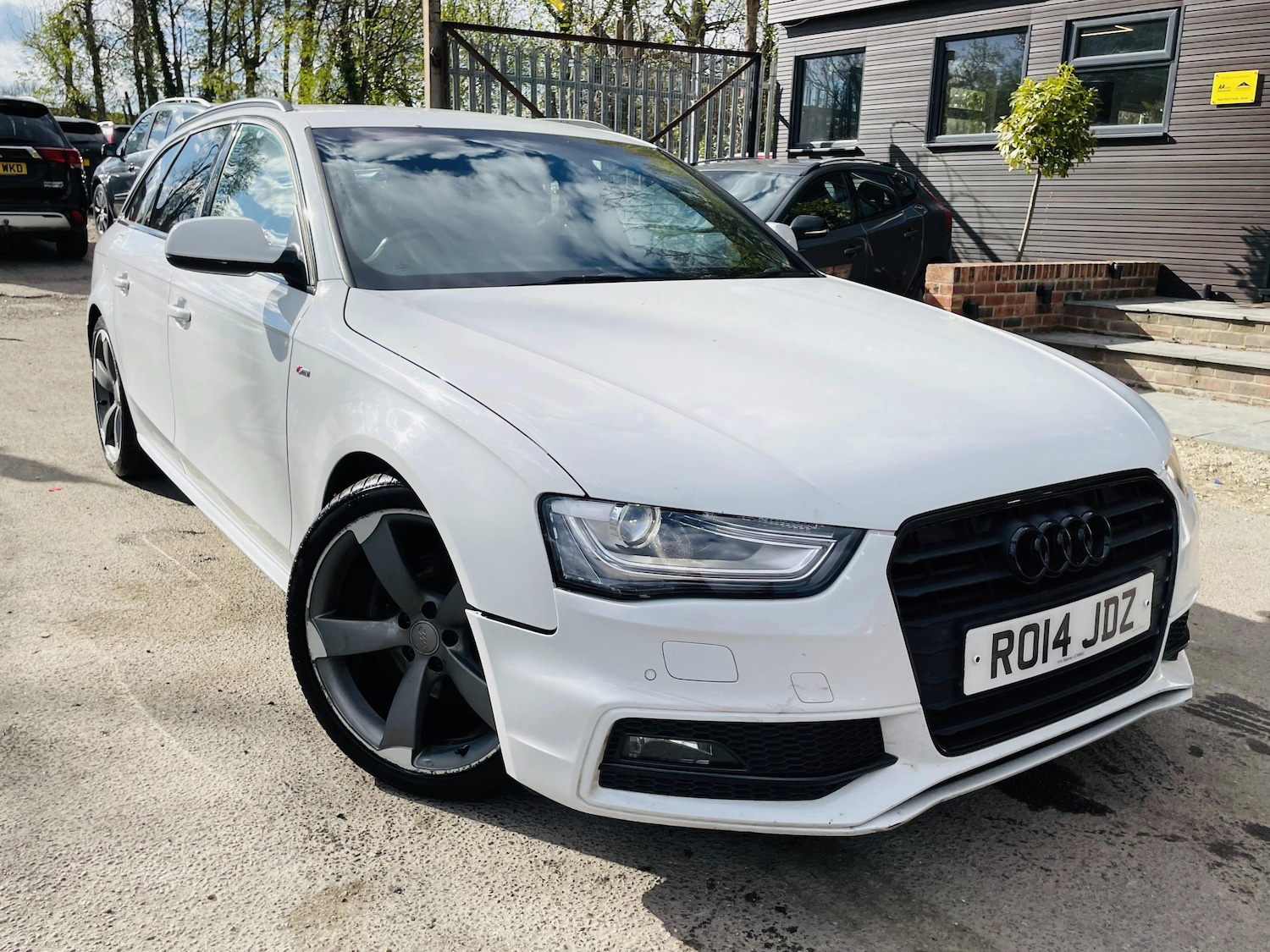 Used Audi A4 2014 for sale - 78101518: Photo 13