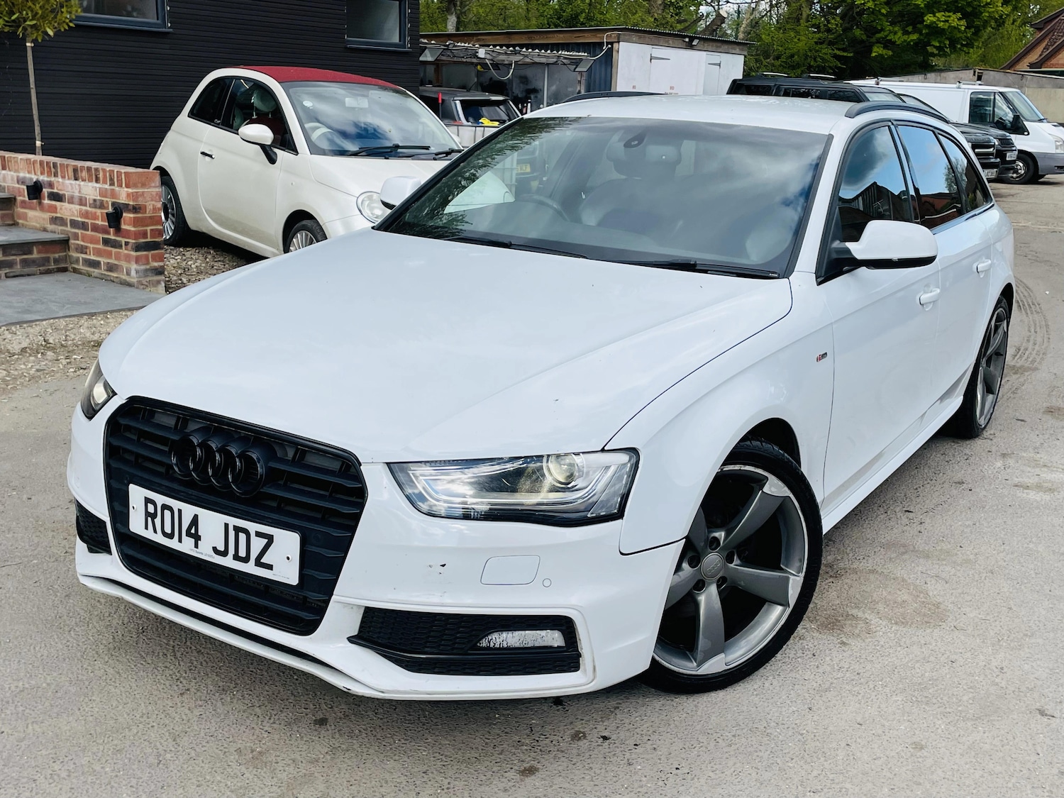Used Audi A4 2014 for sale - 78101518: Photo 4