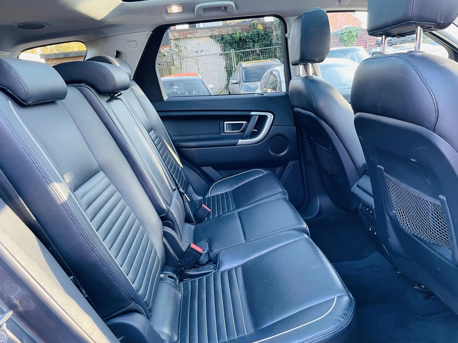 Used Land Rover Discovery Sport 2017 for sale - 77937619: Photo 12