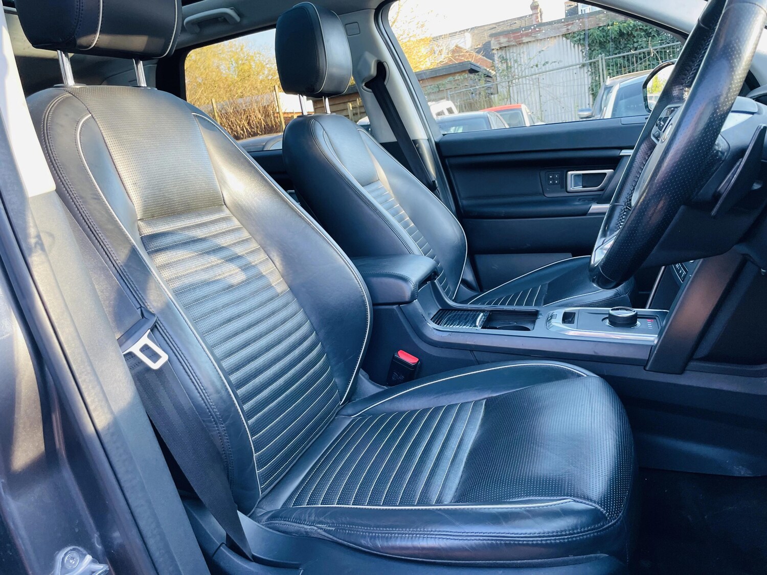 Used Land Rover Discovery Sport 2017 for sale - 77937619: Photo 13