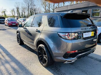 Used Land Rover Discovery Sport 2017 for sale - 77937619: Photo