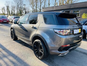 Used Land Rover Discovery Sport 2017 for sale - 77937619: Photo