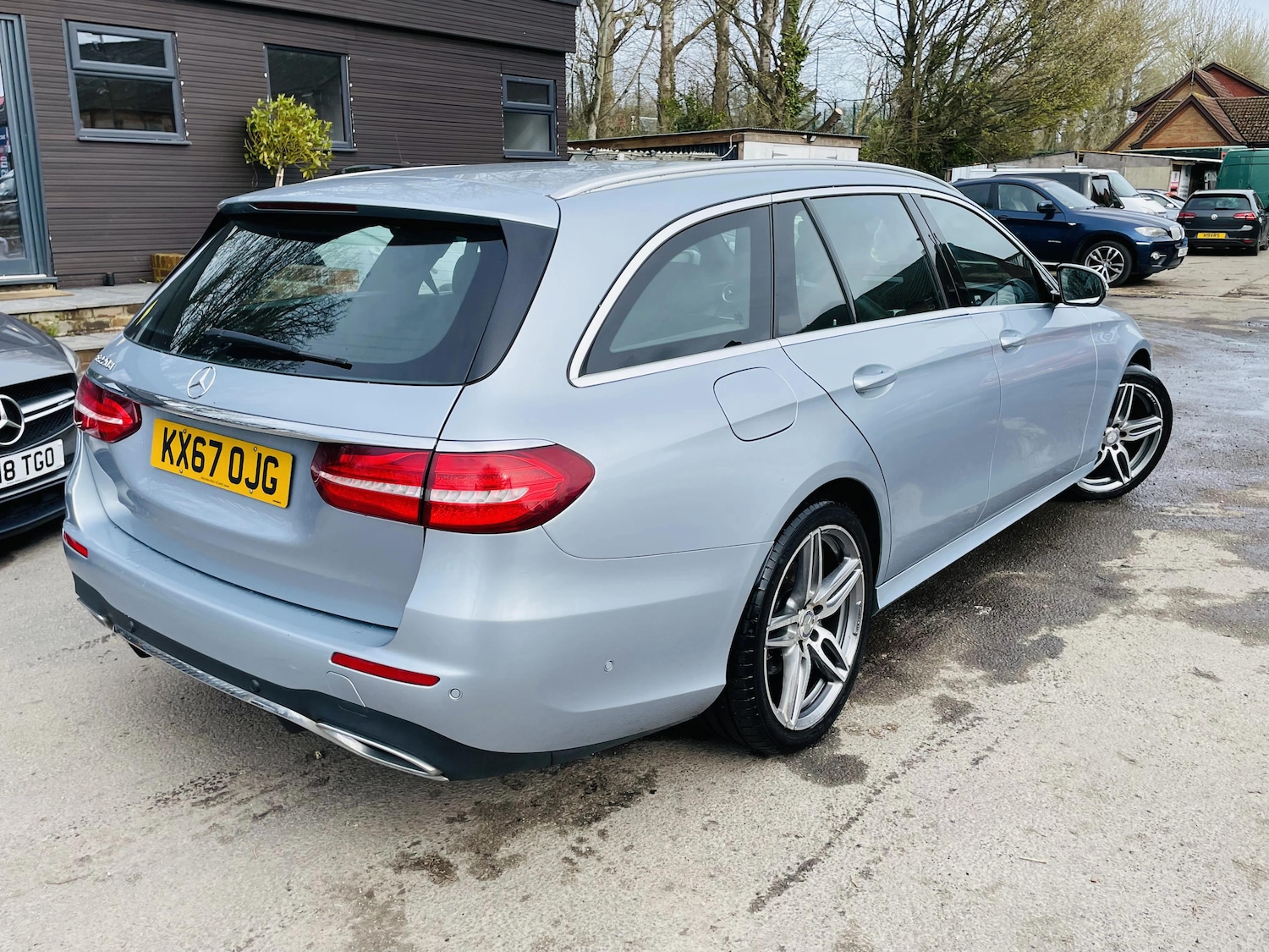 Used Mercedes-Benz E Class 2017 for sale - 77888789: Photo 1
