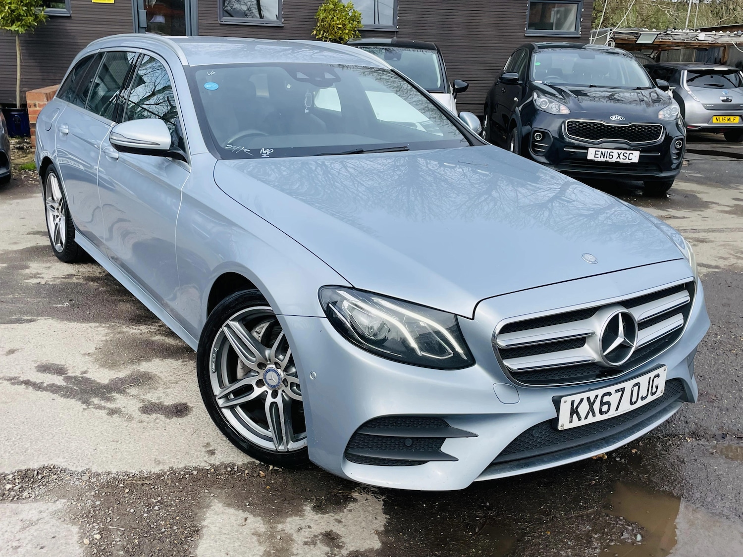 Used Mercedes-Benz E Class 2017 for sale - 77888789: Photo 5
