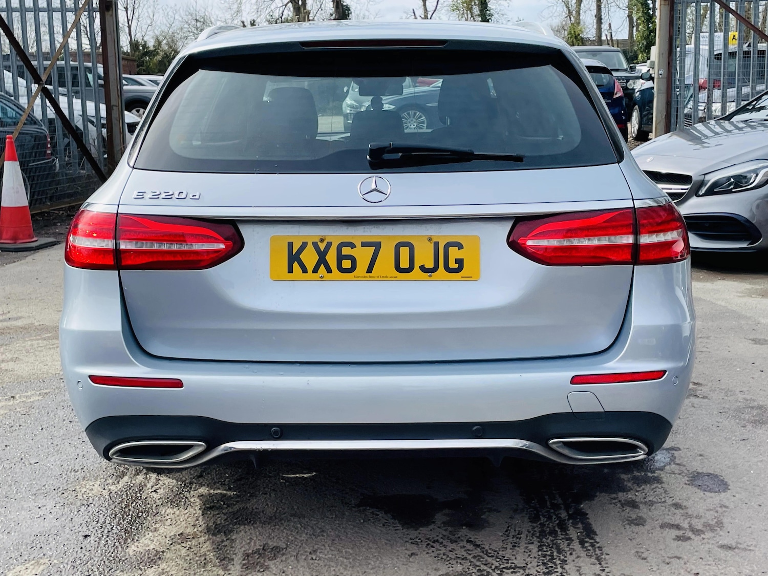 Used Mercedes-Benz E Class 2017 for sale - 77888789: Photo 9