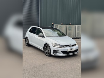 Used Volkswagen Golf 2017 for sale - 78847577: Photo