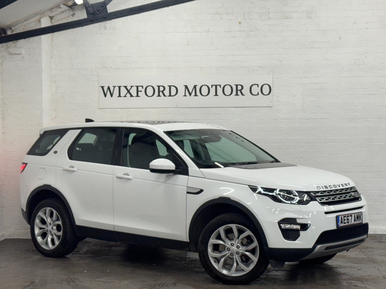 Used Land Rover Discovery Sport 2017 for sale - 77136747: Photo 1