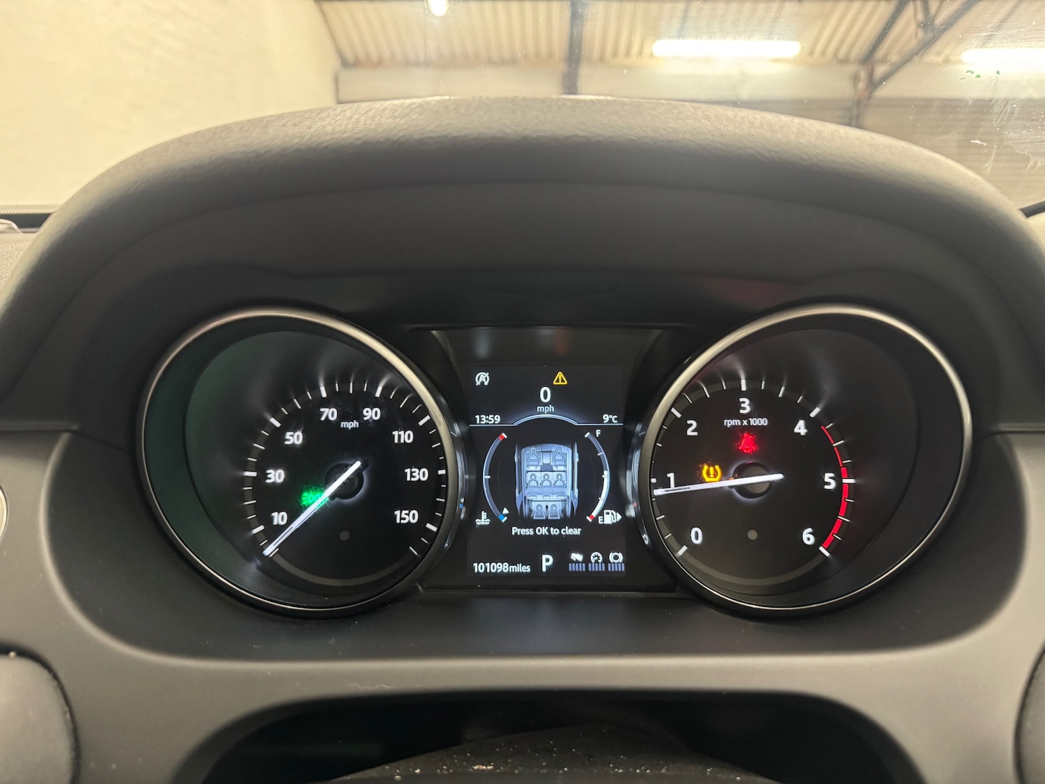 Used Land Rover Discovery Sport 2017 for sale - 77136747: Photo 28