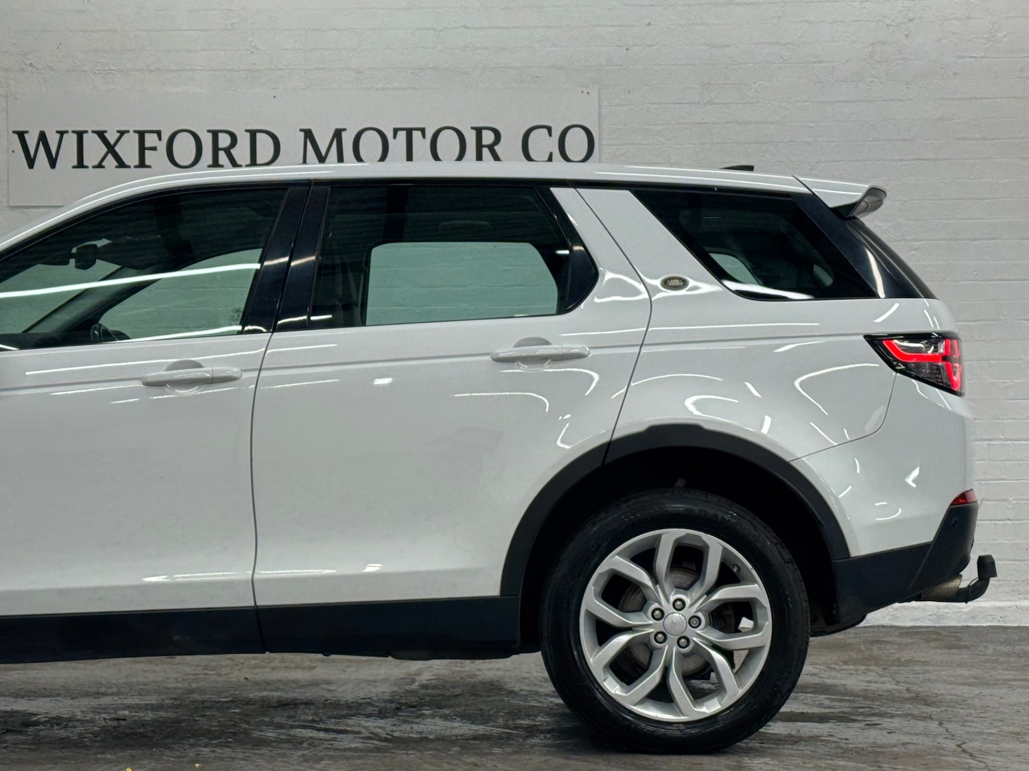 Used Land Rover Discovery Sport 2017 for sale - 77136747: Photo 43